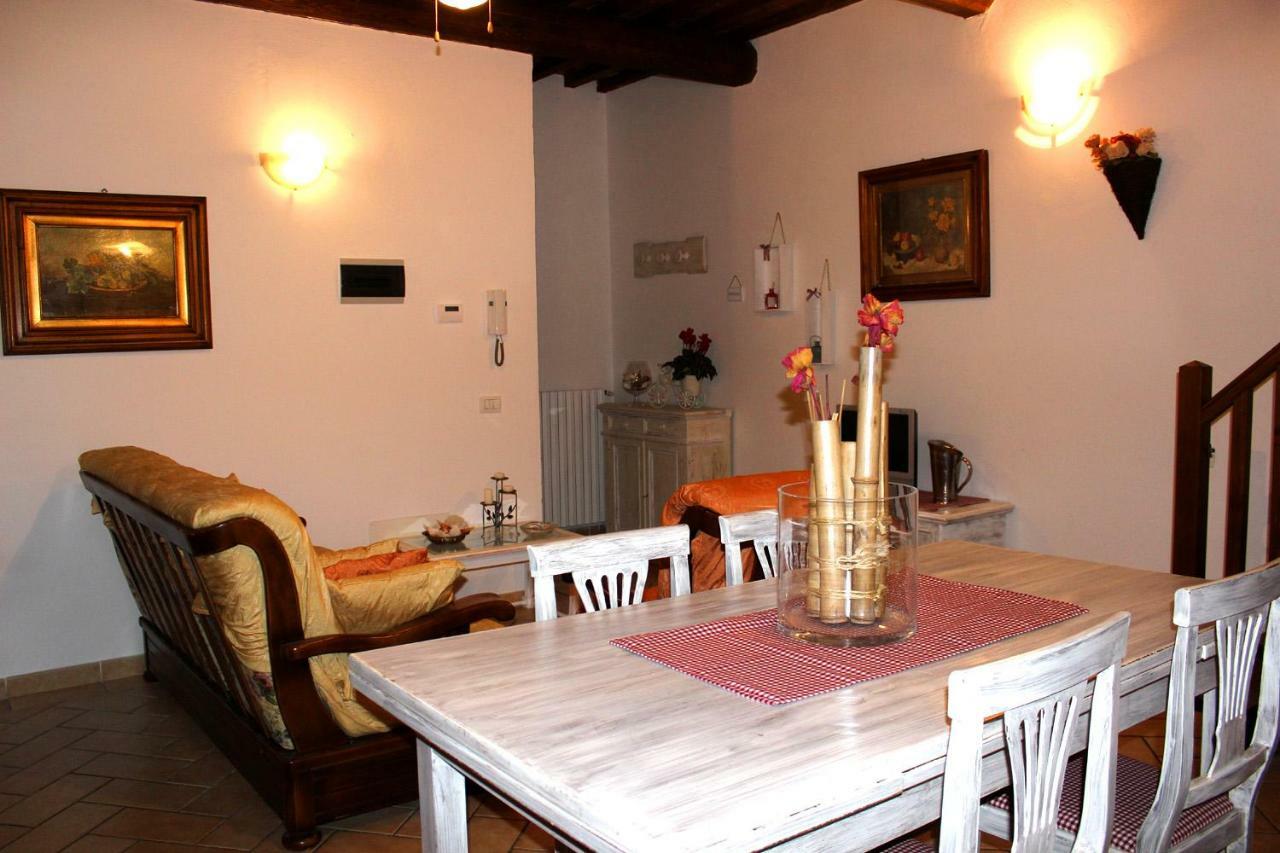 Mina House Apartment กัมปีบีเซนซีโอ ภายนอก รูปภาพ