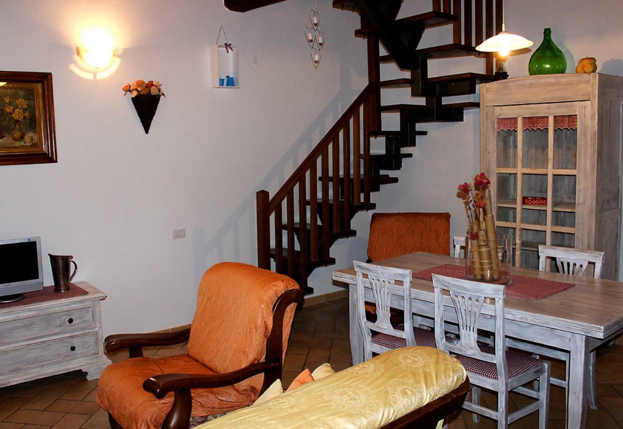 Mina House Apartment กัมปีบีเซนซีโอ ภายนอก รูปภาพ